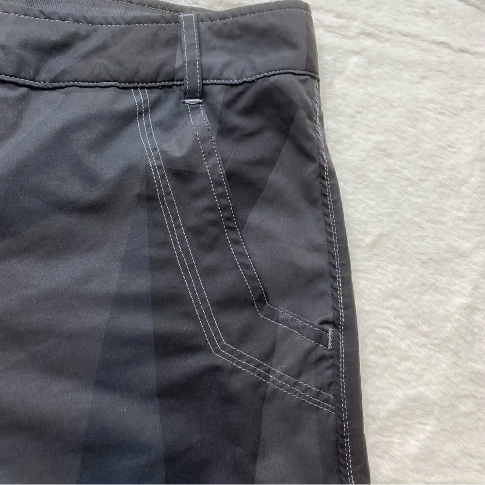 Altura Gray Tone Geo Design Shorts Size Medium